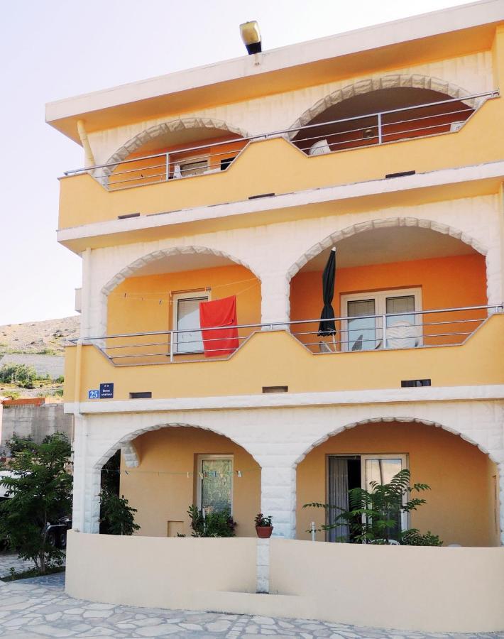Apartman Husic باغ المظهر الخارجي الصورة