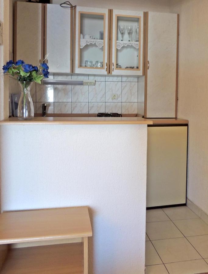 Apartman Husic باغ المظهر الخارجي الصورة