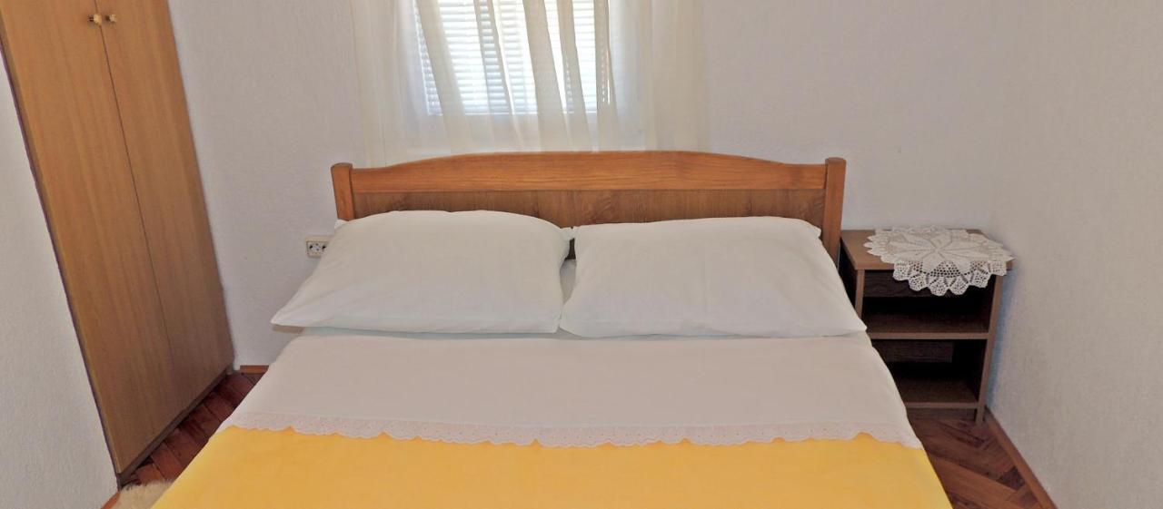 Apartman Husic باغ المظهر الخارجي الصورة