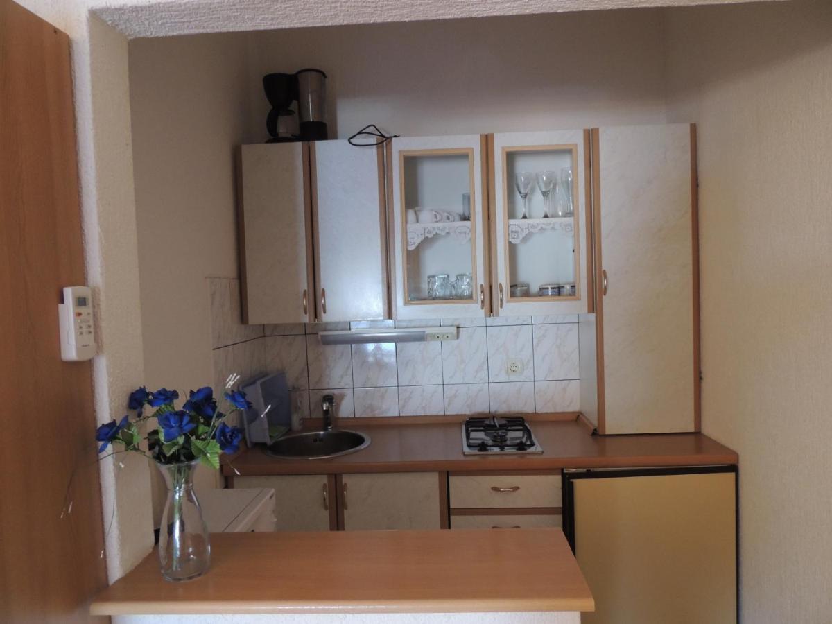 Apartman Husic باغ المظهر الخارجي الصورة