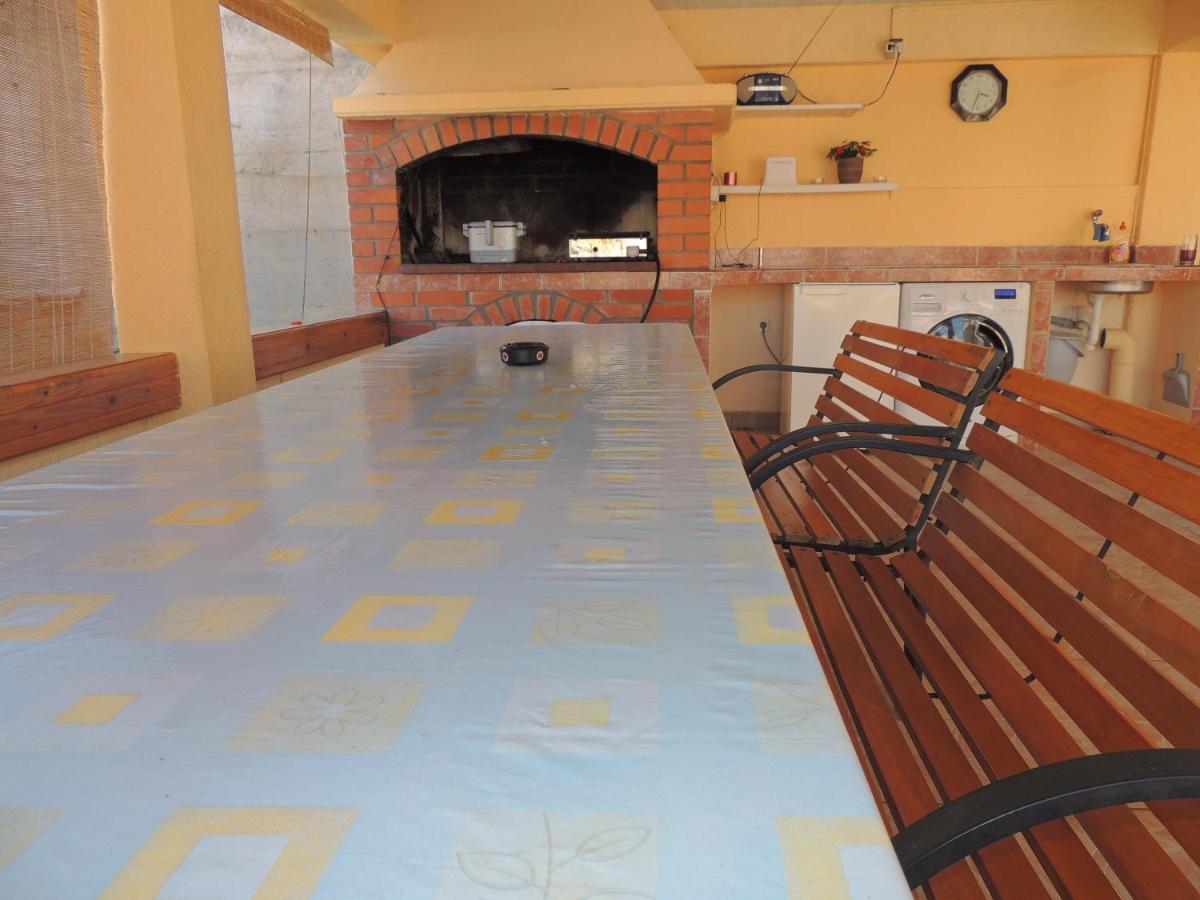 Apartman Husic باغ المظهر الخارجي الصورة