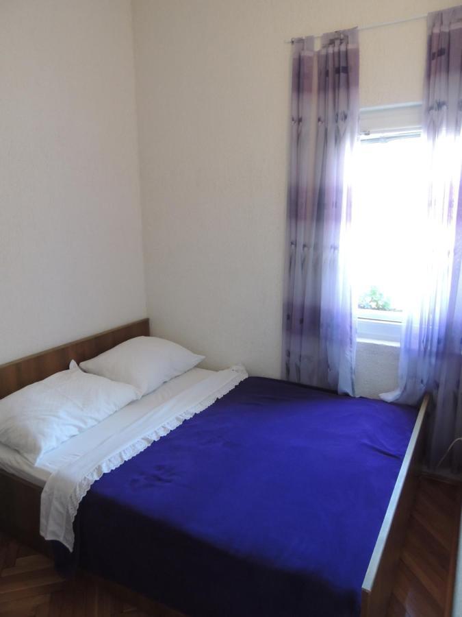 Apartman Husic باغ المظهر الخارجي الصورة