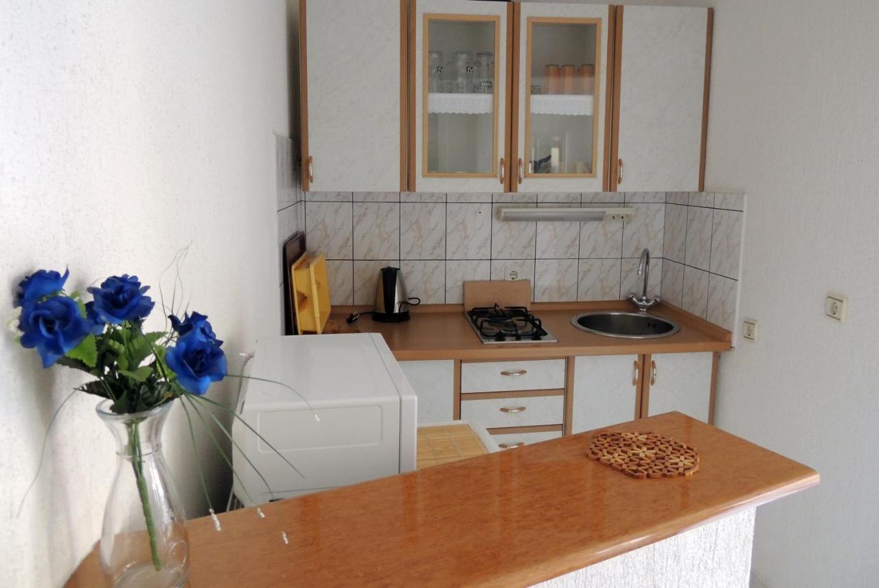 Apartman Husic باغ المظهر الخارجي الصورة