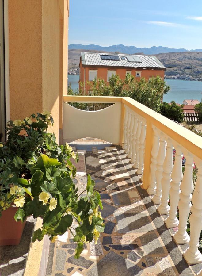Apartman Husic باغ المظهر الخارجي الصورة