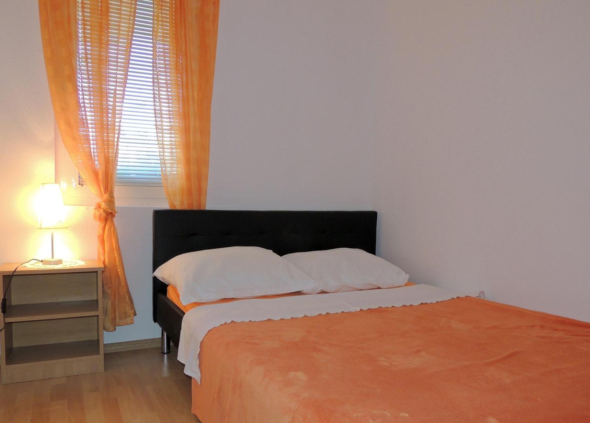 Apartman Husic باغ الغرفة الصورة